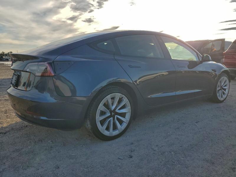 Фото 3 - TESLA MODEL 3