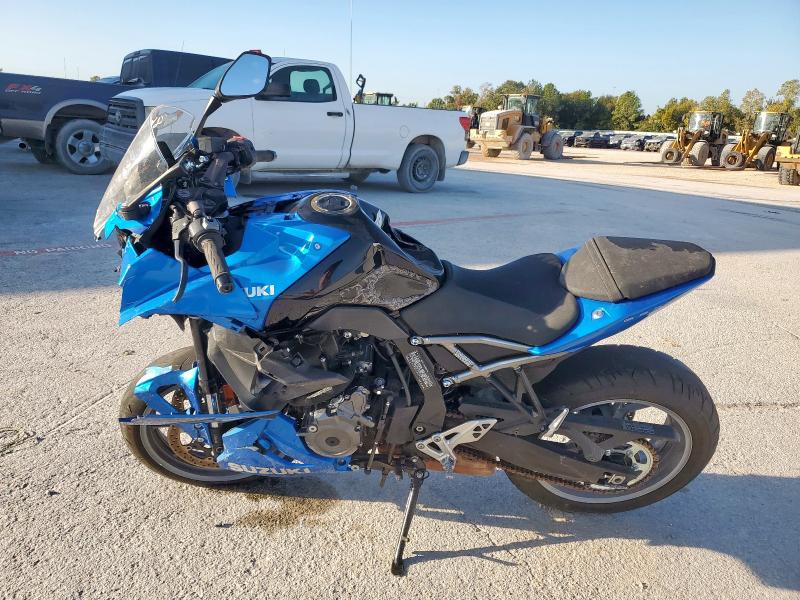 SUZUKI GSX800 F 2024