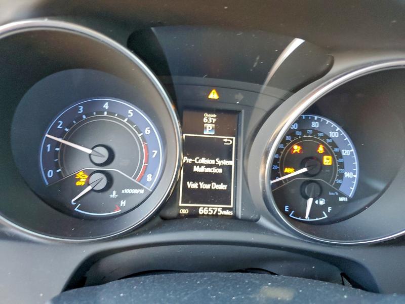 Фото 9 - TOYOTA COROLLA