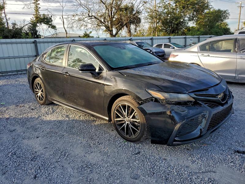 Фото 4 - TOYOTA CAMRY