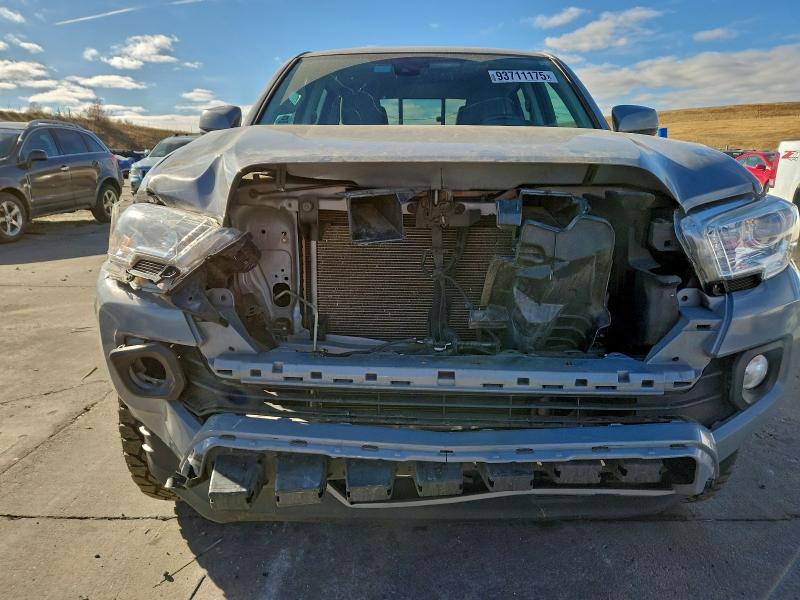 Фото 5 - TOYOTA TACOMA