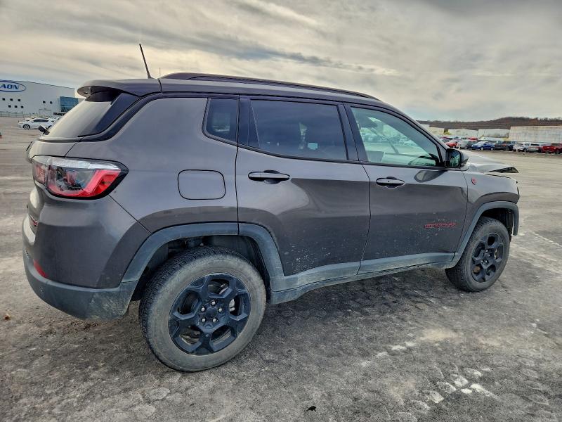 Фото 3 - JEEP COMPASS