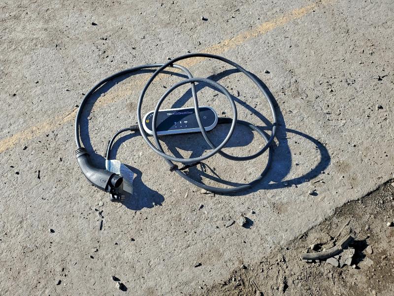 Фото 12 - PORSCHE TAYCAN