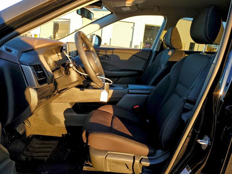 Фото 7 - NISSAN ROGUE