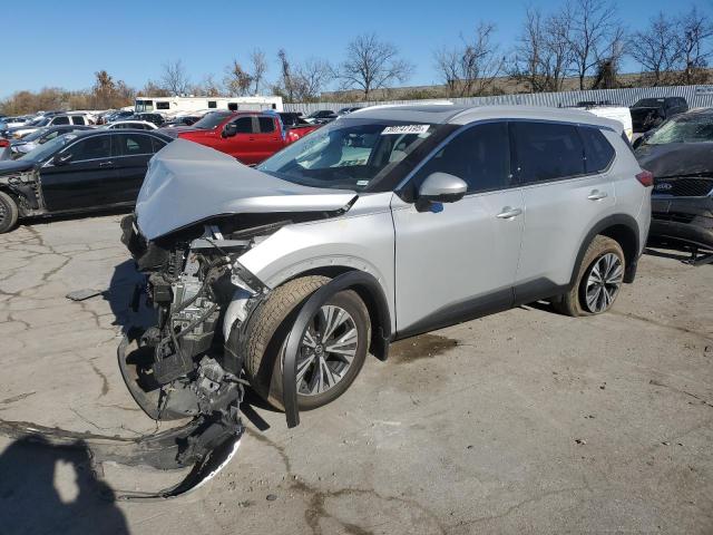 Фото 1 - NISSAN ROGUE