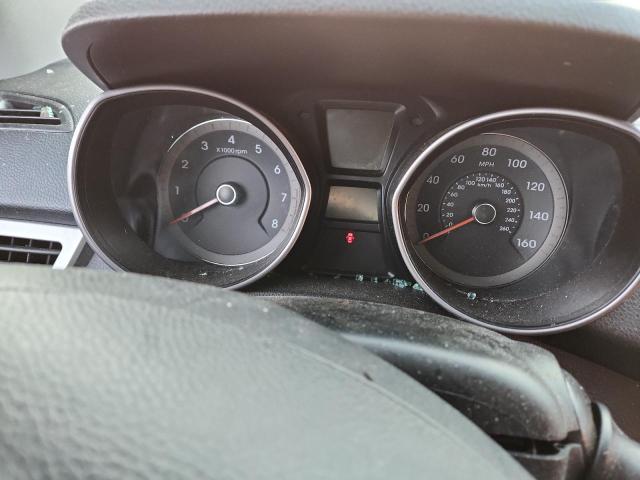 Фото 9 - HYUNDAI ELANTRA