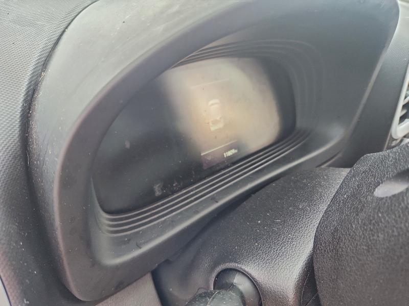 Фото 9 - HYUNDAI VENUE