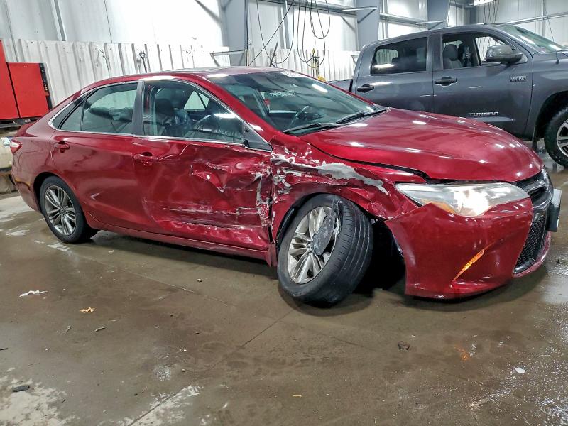 Фото 4 - TOYOTA CAMRY