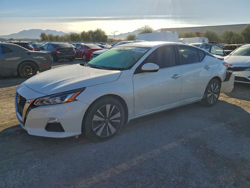 Фото 1 - NISSAN ALTIMA