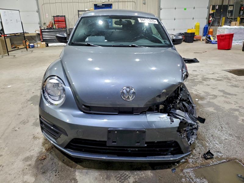 Фото 5 - VOLKSWAGEN BEETLE