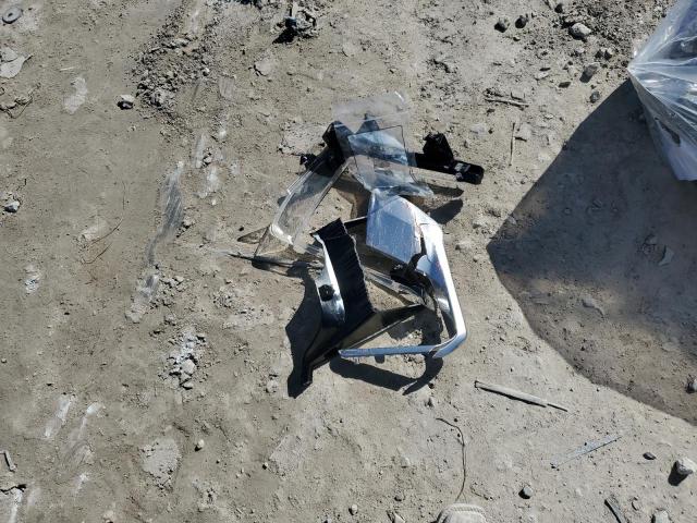 Фото 13 - GMC YUKON