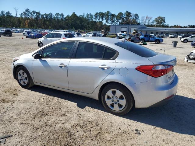 Фото 2 - KIA FORTE