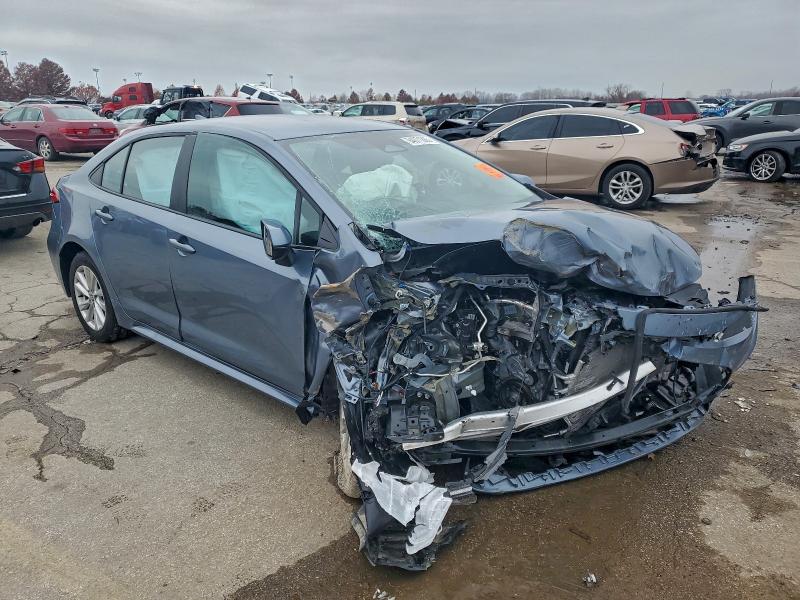 Фото 4 - TOYOTA COROLLA