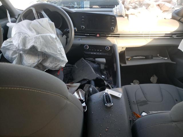 Фото 8 - HYUNDAI ELANTRA