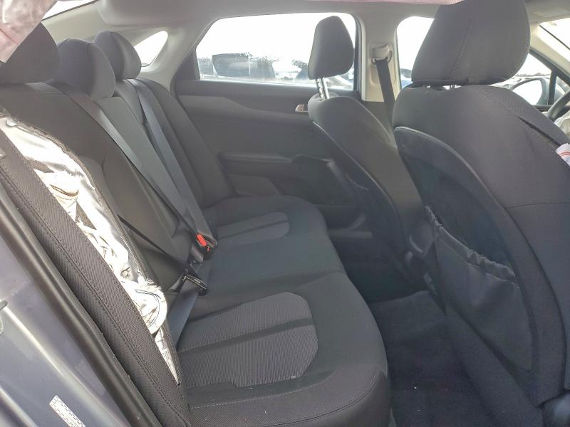 Фото 10 - KIA K5