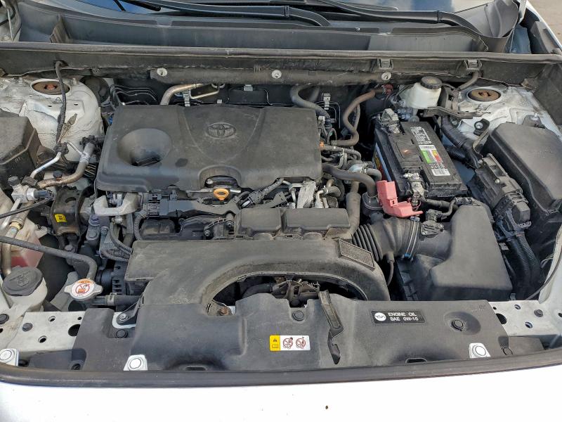 Фото 12 - TOYOTA RAV4