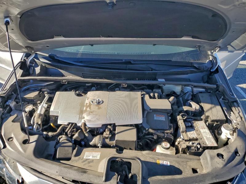 Фото 11 - TOYOTA PRIUS