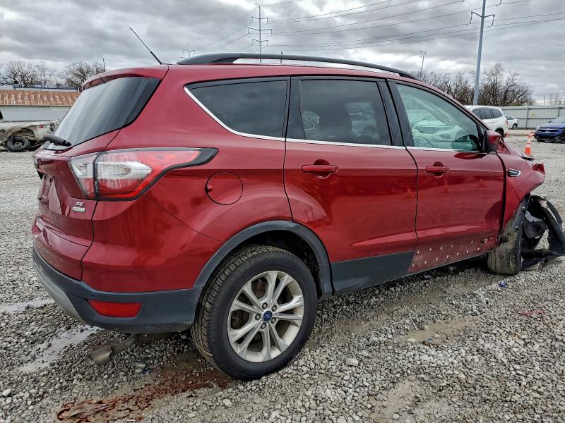 Фото 3 - FORD ESCAPE