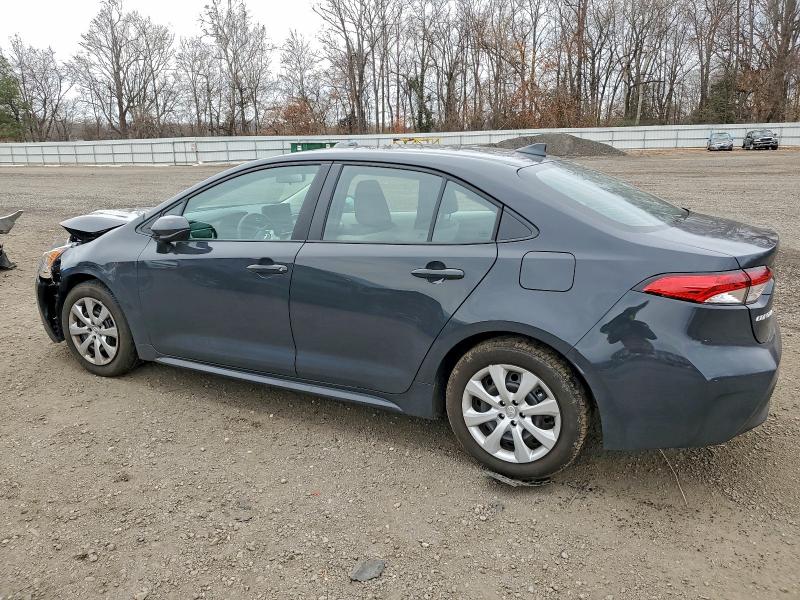 Фото 2 - TOYOTA COROLLA