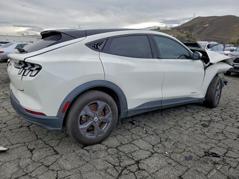 Фото 3 - FORD MUSTANG