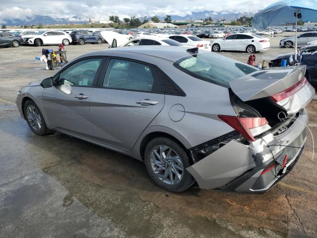 Фото 2 - HYUNDAI ELANTRA