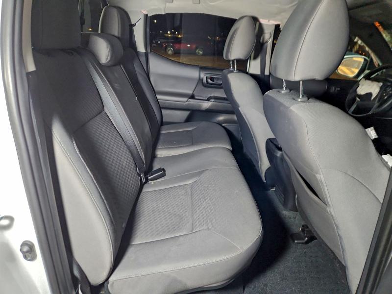 Фото 10 - TOYOTA TACOMA