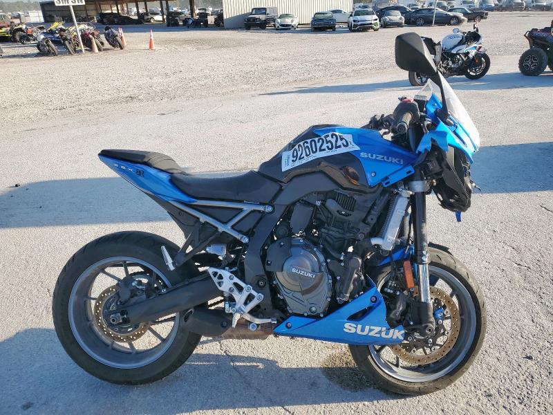SUZUKI GSX800 F 2024