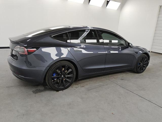Фото 3 - TESLA MODEL 3
