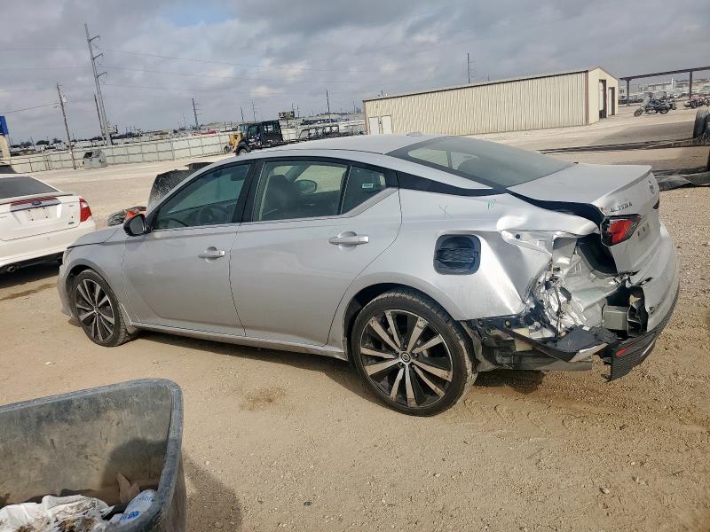 Фото 2 - NISSAN ALTIMA