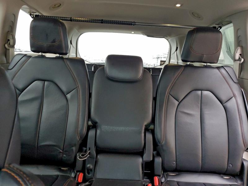 Фото 10 - CHRYSLER PACIFICA