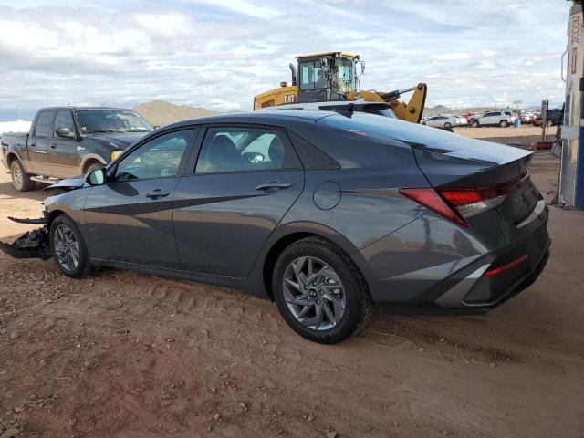 Фото 2 - HYUNDAI ELANTRA