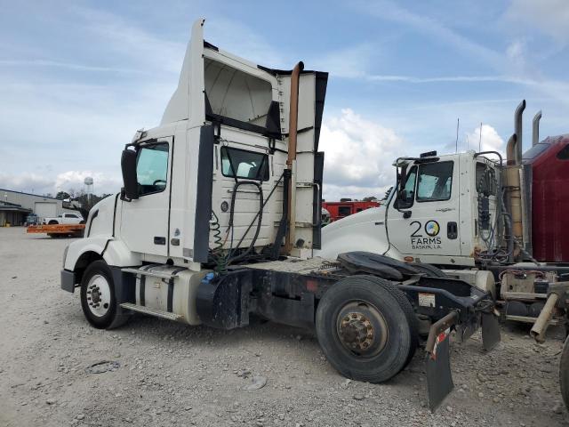 Фото 2 - VOLVO VN