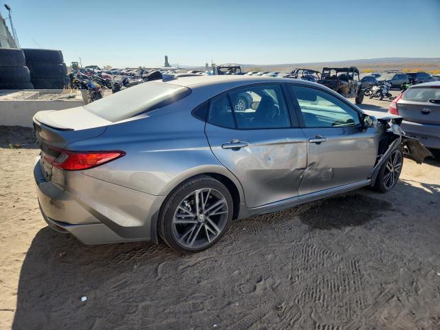 Фото 3 - TOYOTA CAMRY