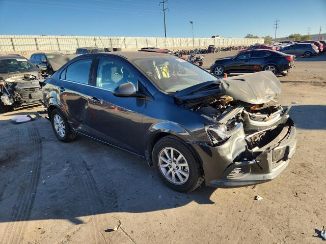 Фото 4 - CHEVROLET SONIC