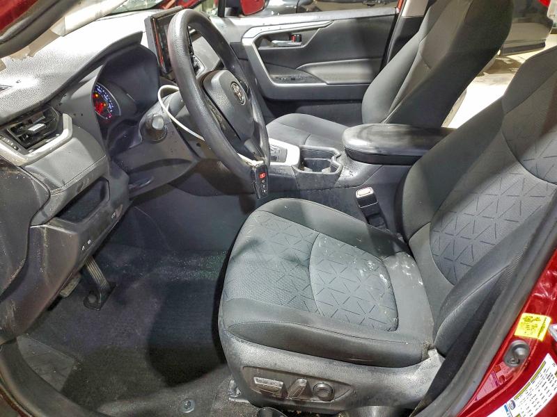 Фото 7 - TOYOTA RAV4