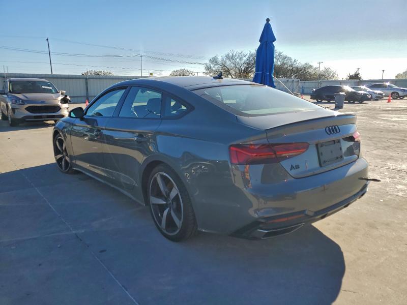 Фото 2 - AUDI A5