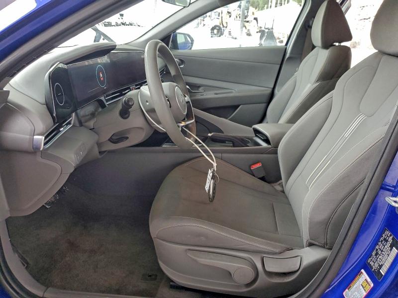 Фото 7 - HYUNDAI ELANTRA