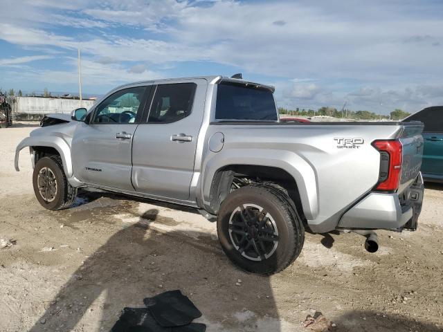 Фото 2 - TOYOTA TACOMA