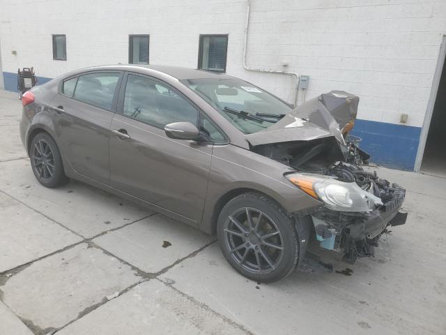 Фото 4 - KIA FORTE