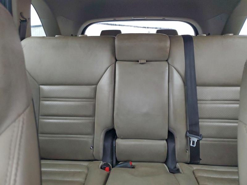 Фото 10 - KIA SORENTO