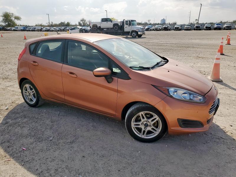 Фото 4 - FORD FIESTA