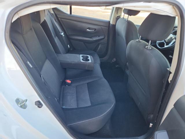 Фото 10 - NISSAN SENTRA