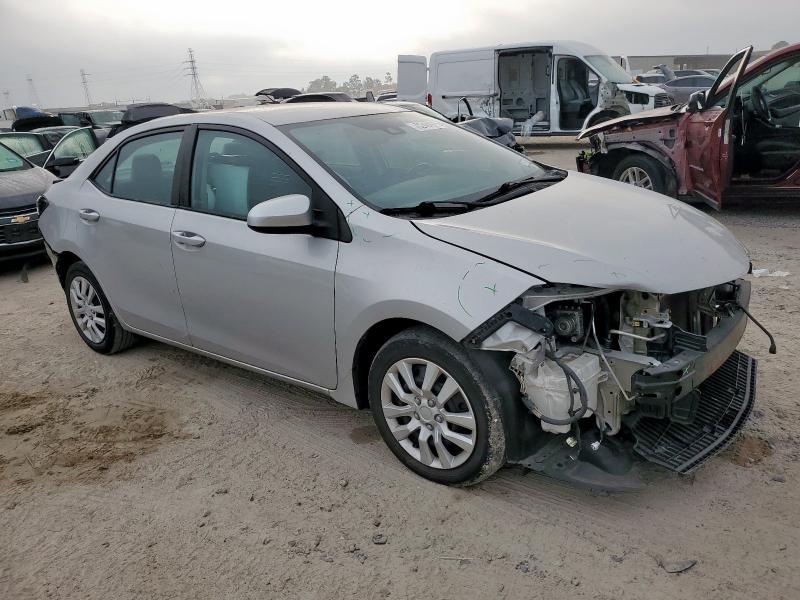 Фото 4 - TOYOTA COROLLA