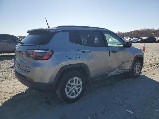 Фото 3 - JEEP COMPASS