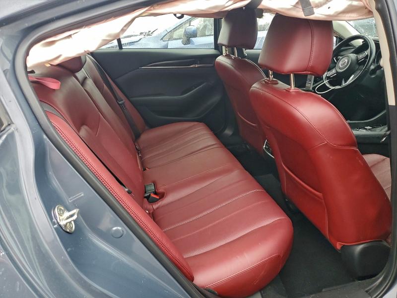 Фото 10 - MAZDA 6