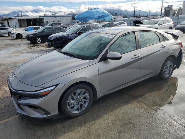 Фото 1 - HYUNDAI ELANTRA