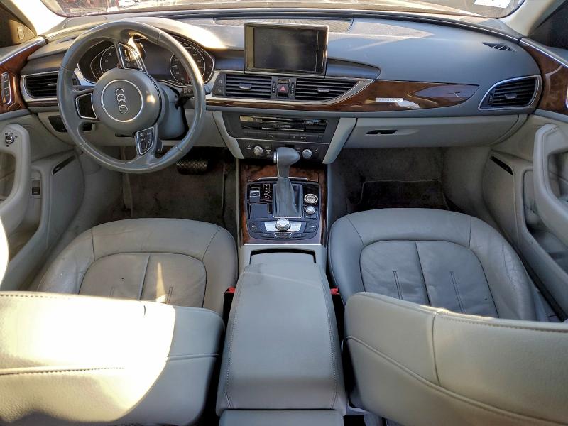 Фото 8 - AUDI A6