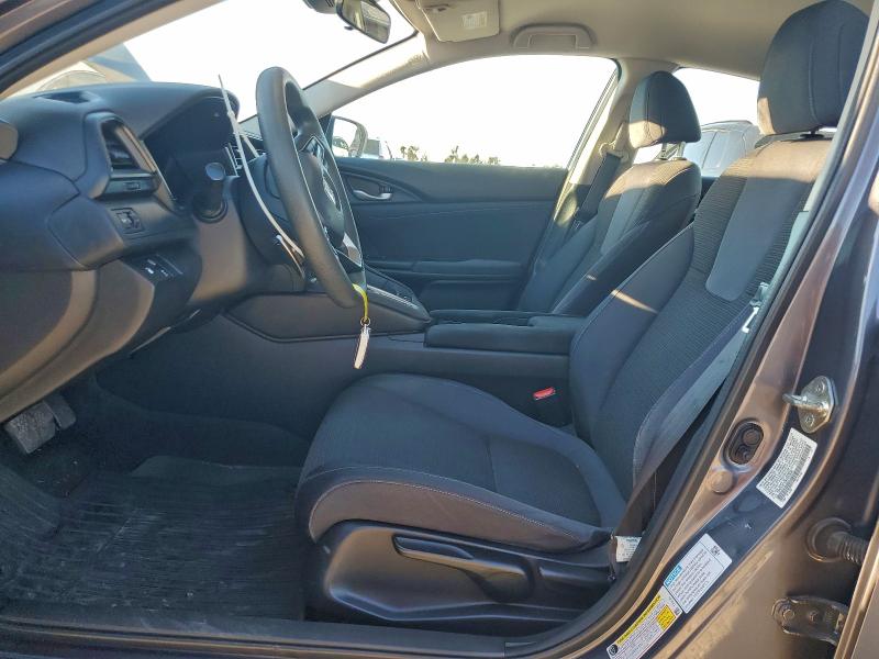 Фото 7 - HONDA INSIGHT