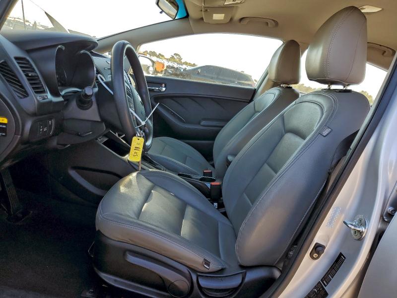 Фото 7 - KIA FORTE