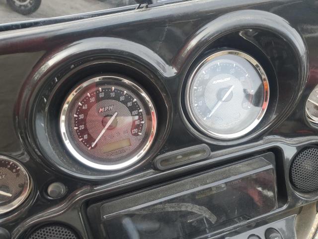 HARLEY-DAVIDSON FLHXSE3 CV 2012